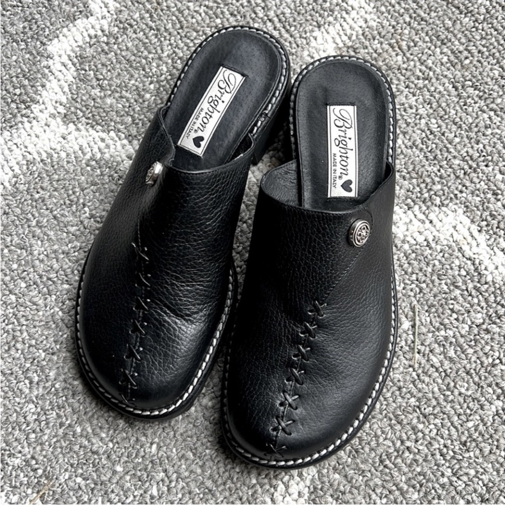 NWOT Brighton Heidi Slip On Mules
